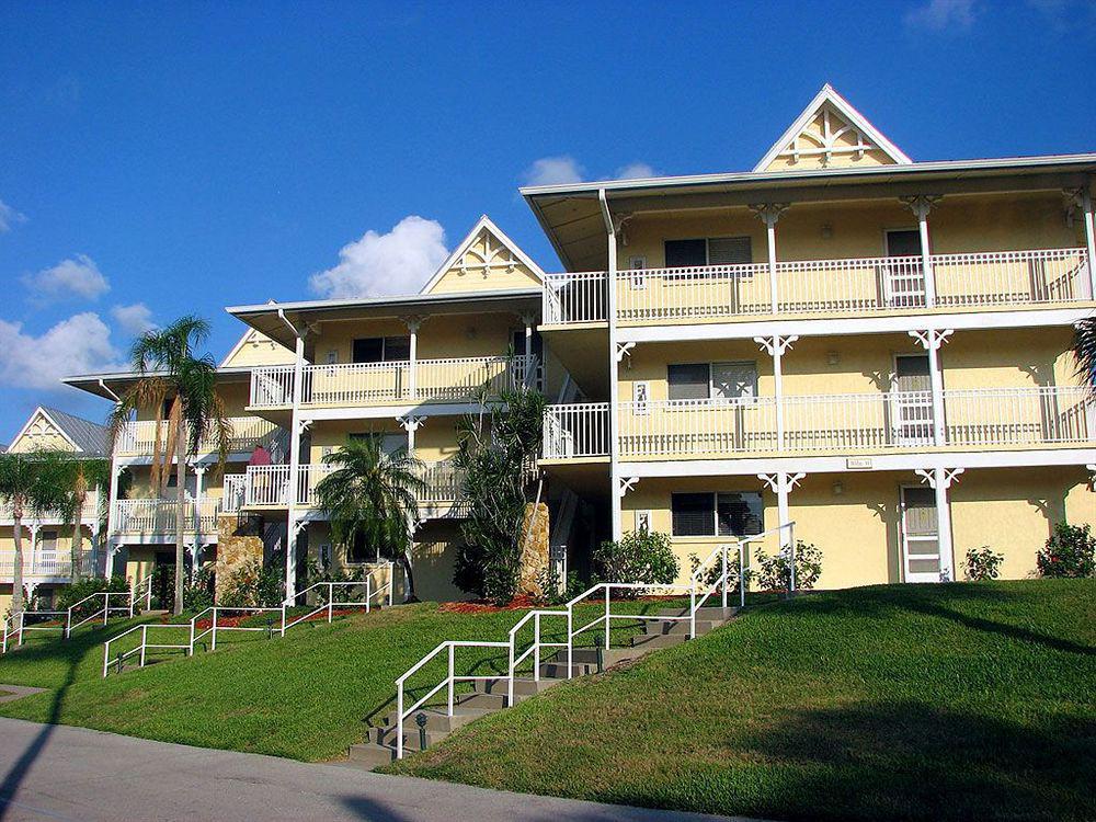 Отель Hilton Vacation Club Charter Club Naples Bay Экстерьер фото